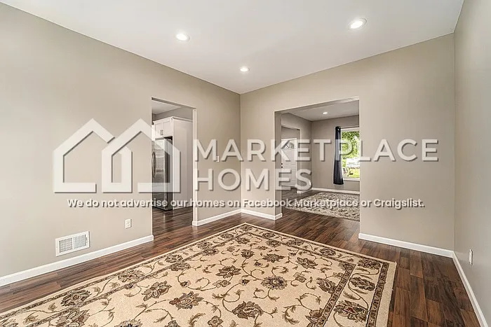 242 Englewood St — Photo 9