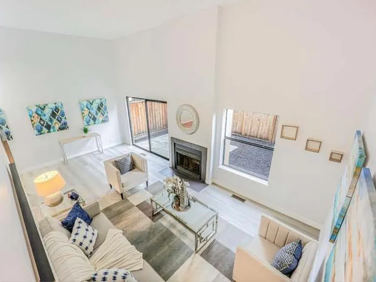 118 Lurene Dr — Photo 1