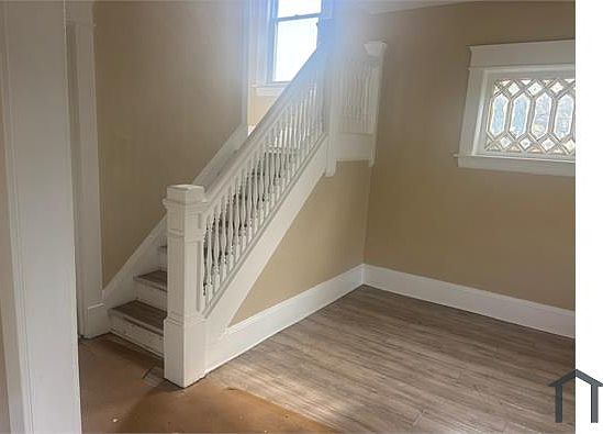 5th image of 6639 Ovington Ave