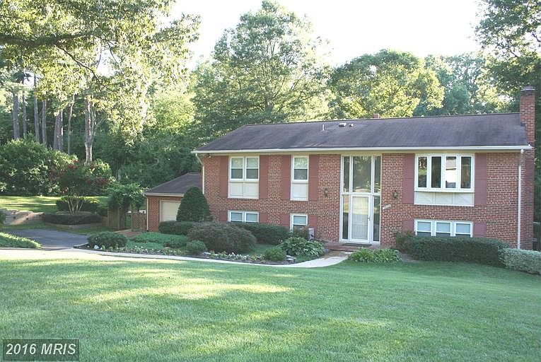 1st image of 3808 Chantal Ln