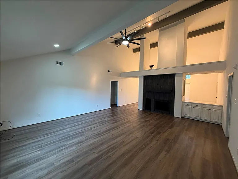 2644 Hadley Cir — Photo 24