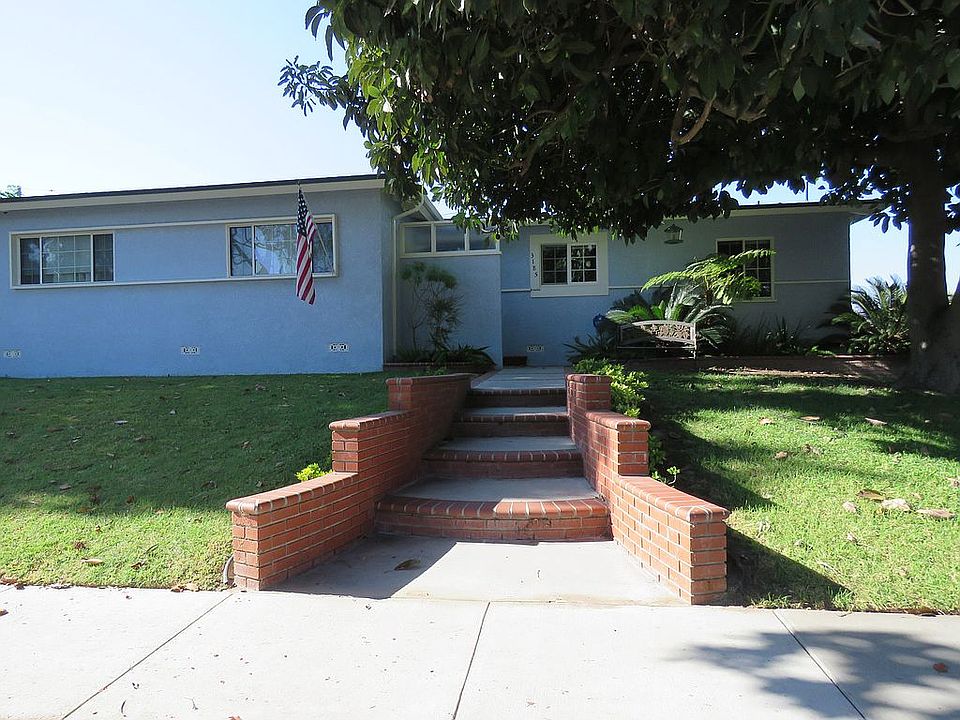 1st image of 3185 N Los Coyotes Diagonal