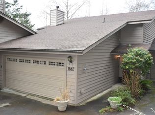 1542 Seacrest Ln, Brookings, OR 97415