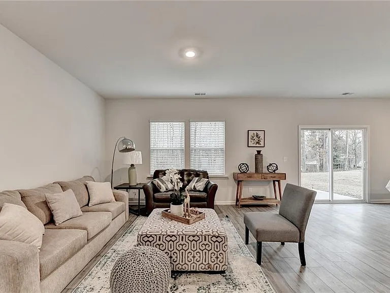 111 Horned Owl Ave — Photo 6