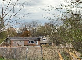 23515 Elwell Rd, Belleville, MI 48111