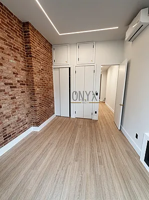 Rented by Onyx | media 4