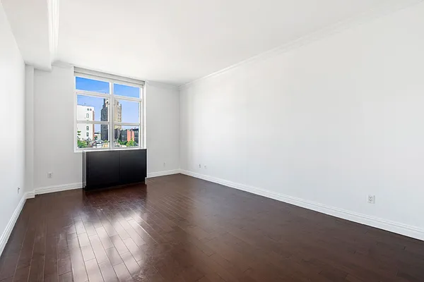 Rented by Keller Williams NYC | media 13