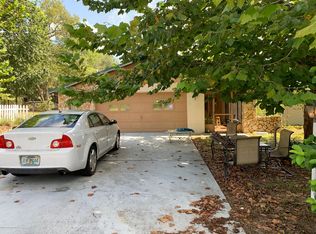 10183 N Conrad Pt, Citrus Springs, FL 34434