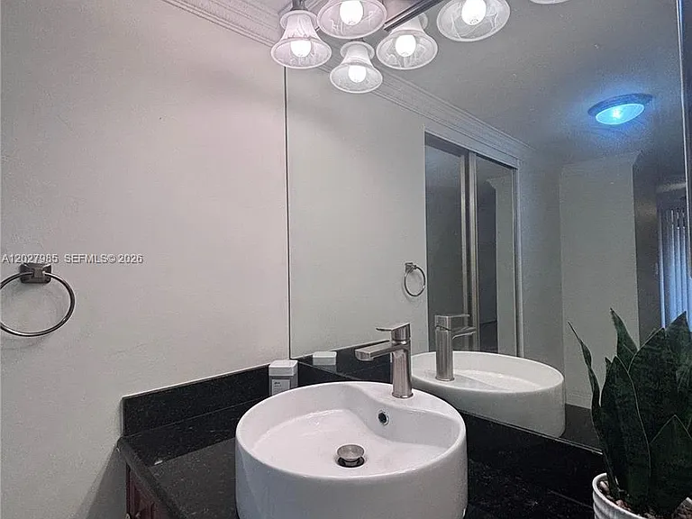 8050 W McNab Rd #212 — Photo 7