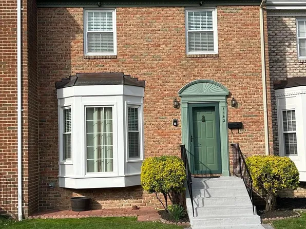 1142 Jeffrey Dr, Crofton, MD 21114