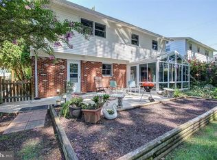 336 W Edmonston Dr, Rockville, MD