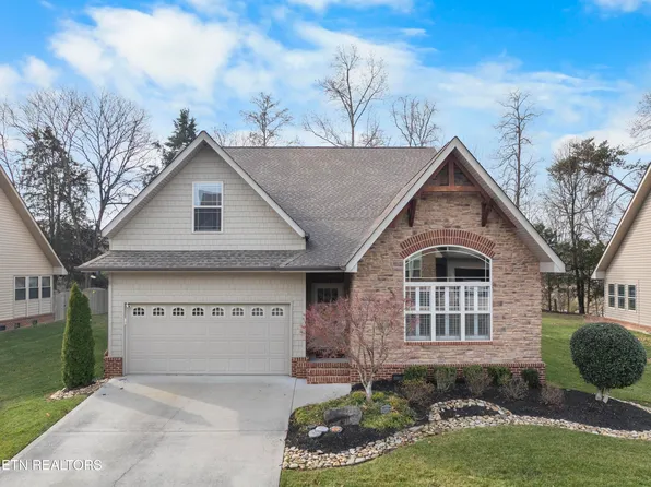8313 Shoregate Ln, Knoxville, TN 37938