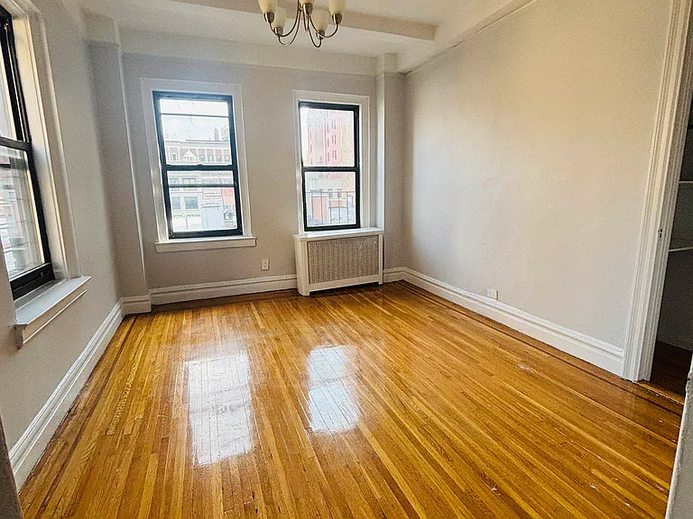 133 W 71st St #7C8C — Photo 12