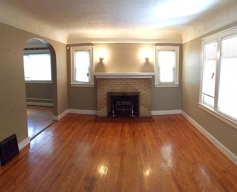 1st image of 2031 Francis Ave SE
