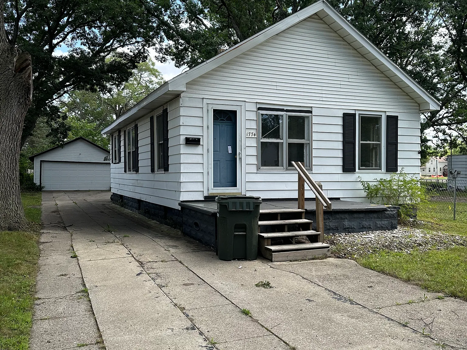 2 bed, 978 sqft, $1,185 — Photo 2