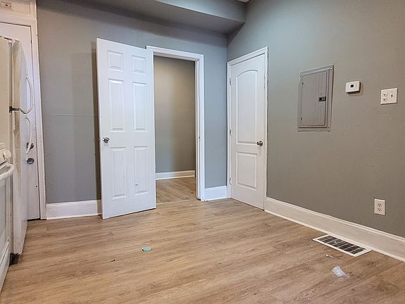 3rd image of 5508 Walnut St #1F