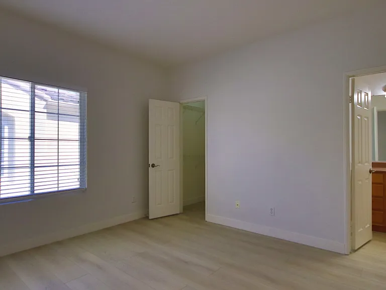 3750 Mykonos Ln #111 — Photo 20