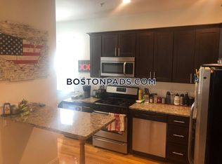 26 Washburn St #1F, Dorchester, MA 02125