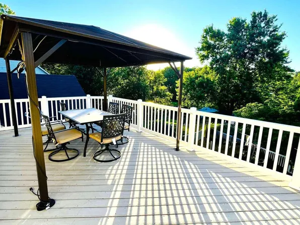 257 Shoreside Dr, Lexington, KY 40515