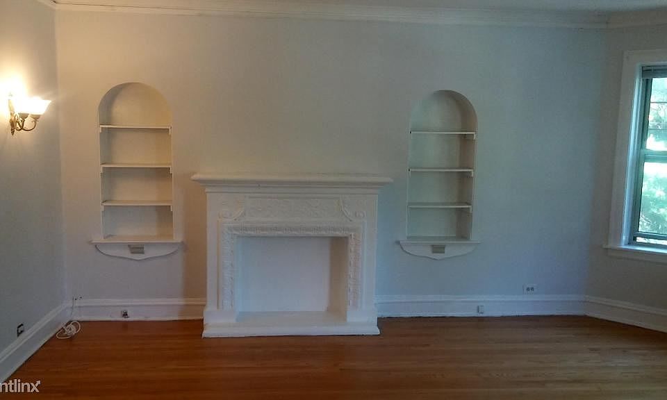 1st image of 6139 N Francisco Ave APT 2S