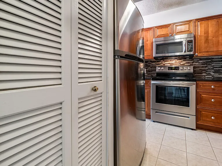 2141 Wisconsin Ave NW #204 — Photo 36