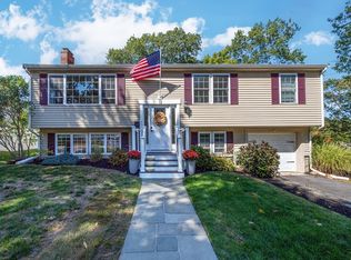 13 Palmer Rd, Beverly, MA 01915