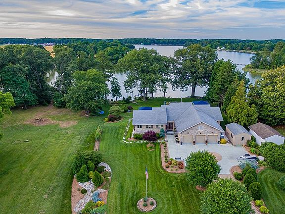 2nd image of 1259 Coan Harbour Dr