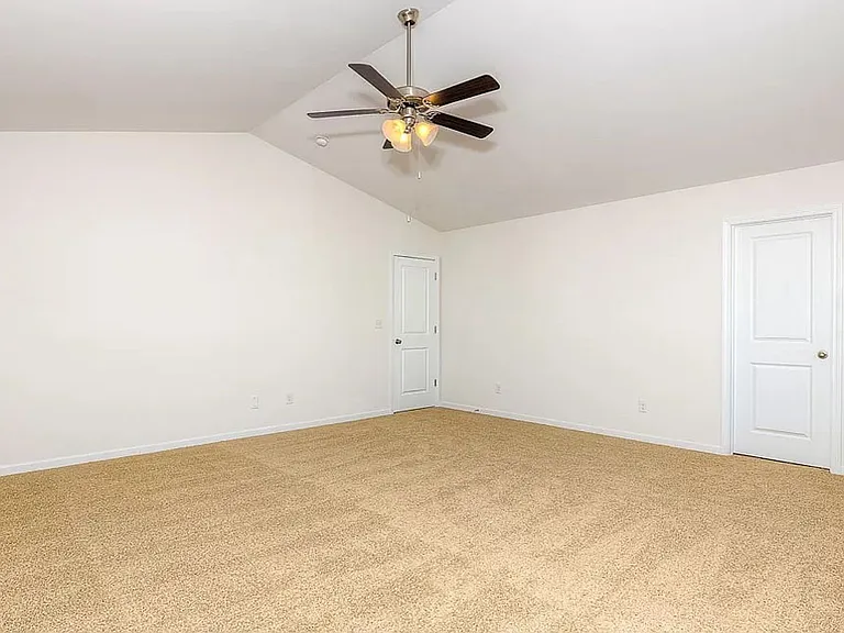 349 Tavernier Ln — Photo 8