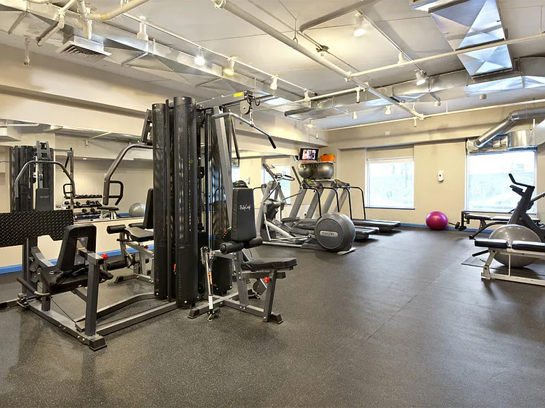 133 Water St #4C — Photo 9