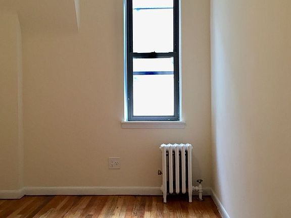 2nd image of 314 W 89th St APT 9