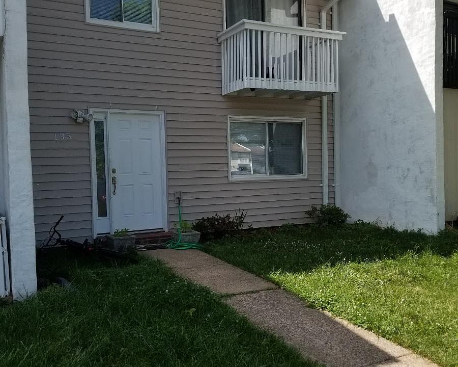 2nd image of 135 N Cottage Rd