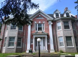 2307 E Superior St #1-3, Duluth, MN 55812