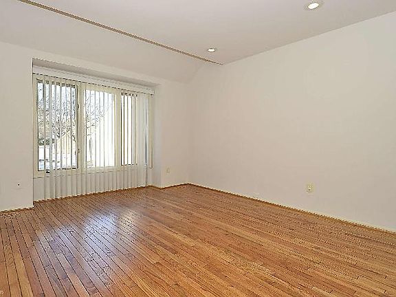 3rd image of 12530 Flatwood Cir