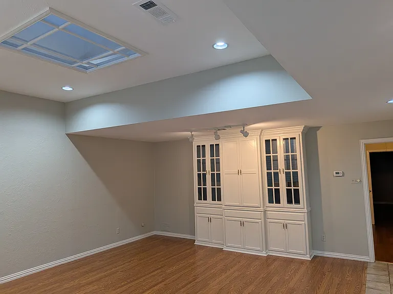12619 Montfort Dr — Photo 3