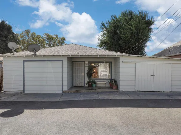 337 1/2 E Walnut St, Lodi, CA 95240