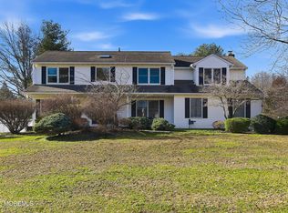 7 Shire Way, Middletown, NJ 07748