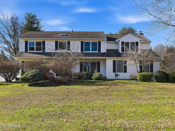 7 Shire Way, Middletown, NJ 07748