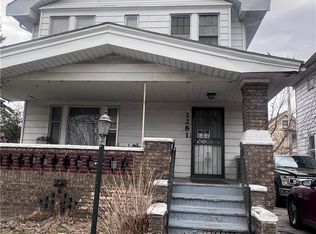 1281 E 134th St, East Cleveland, OH 44112