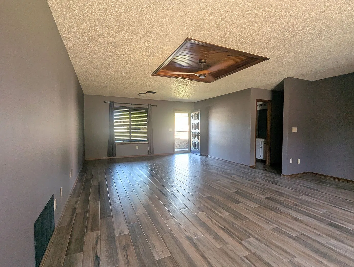 Charming Moore Home on a Cul-de-Sac with Spacious Backyard & Covered Patio! — Photo 4