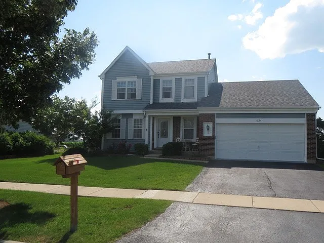 1724 Harrison Ave photo 1