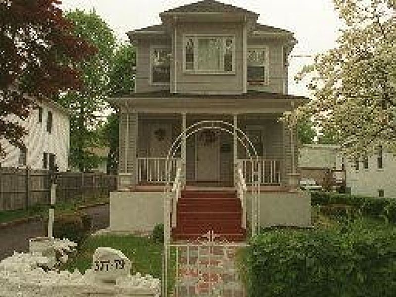 1st image of 377-79 HILLCREST AVE