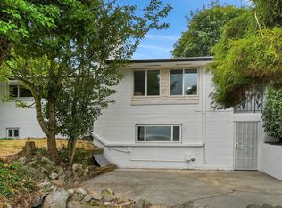 2328 Tacoma Ave S, Tacoma, WA 98402