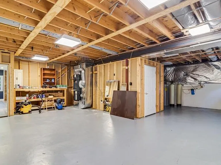 6040 Southgate Farm Rd — Photo 41