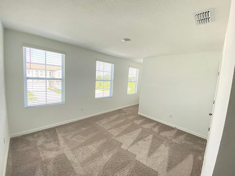 1622 Sanibel Dr — Photo 6