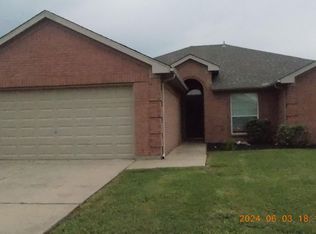 1401 Whispering Oaks Dr, Midlothian, TX 76065