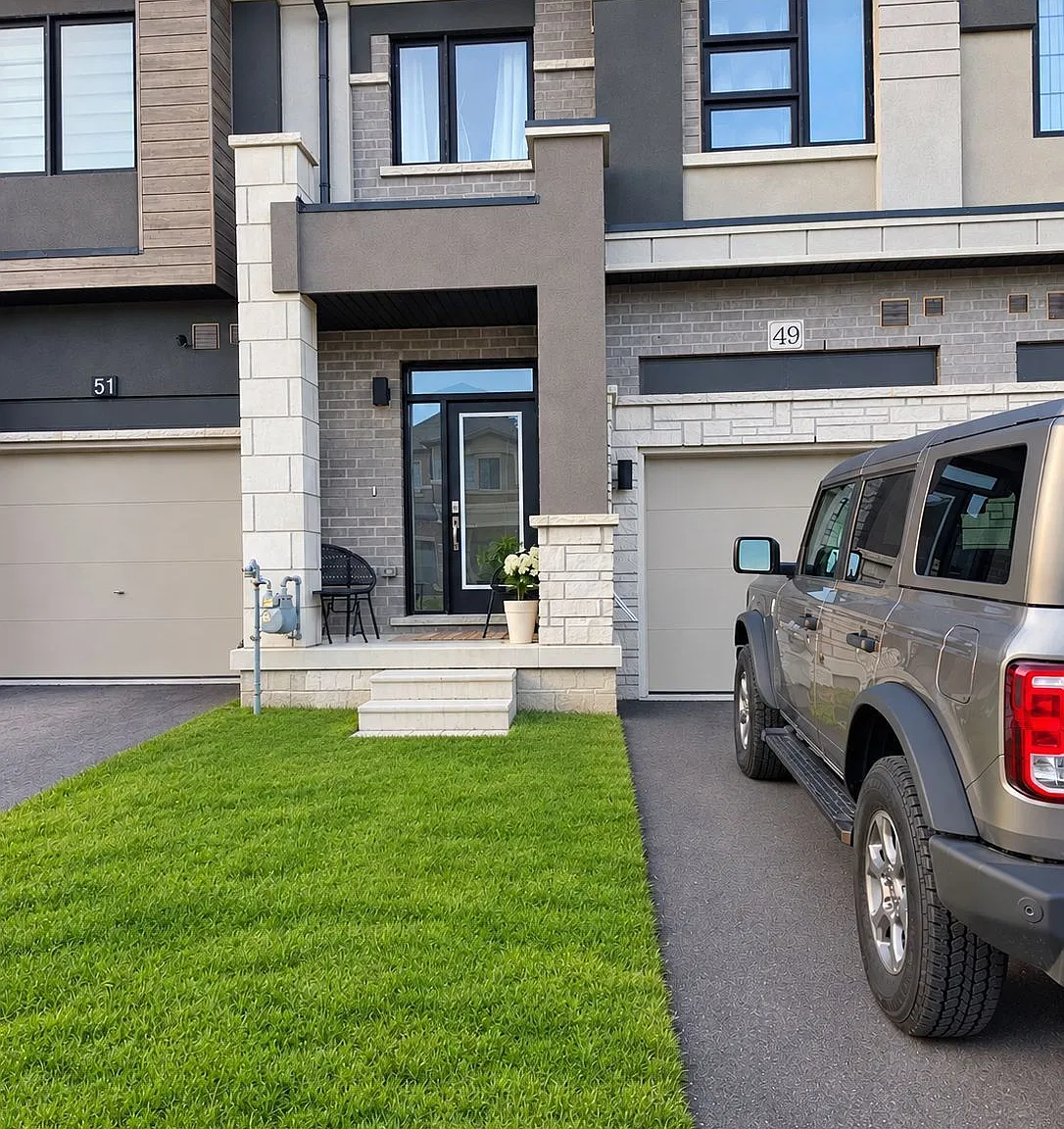 3 bed, $2,499 — Photo 1