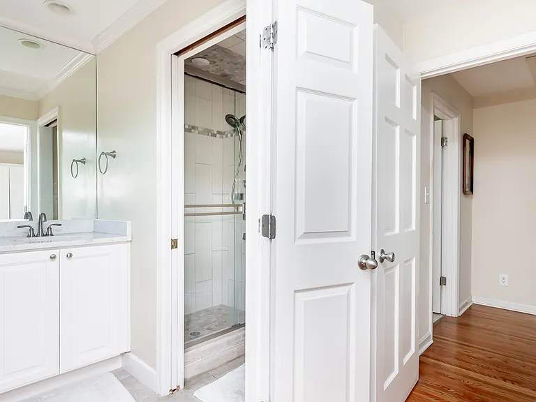 2223 Strathmoor Blvd #FURNISHED — Photo 4