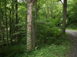 Wolf Pen Run, Renick, WV 24966