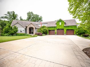 4700 Maple Leaf Dr, Columbia, MO 65201