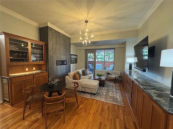 3rd image of 4900 Central St APT 101